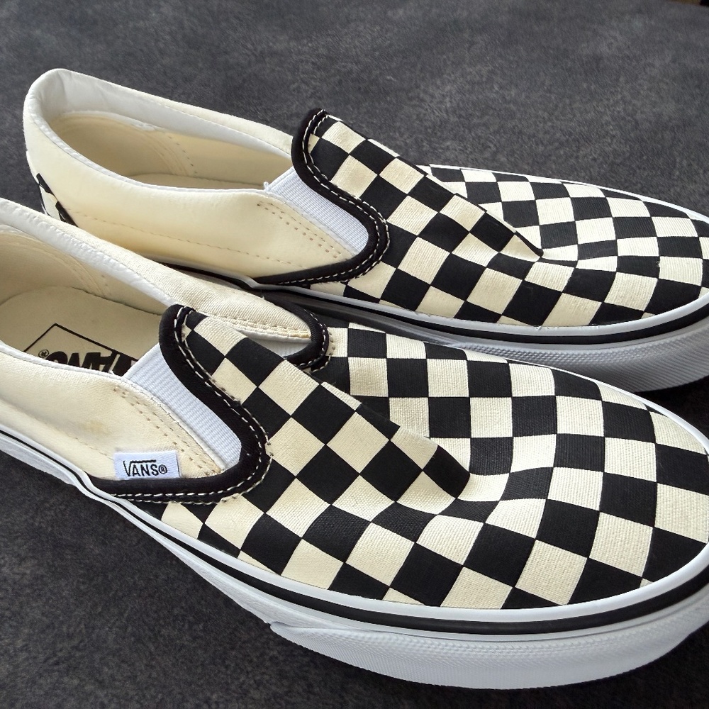 VANS 6.5M/8W *BRAND NEW*